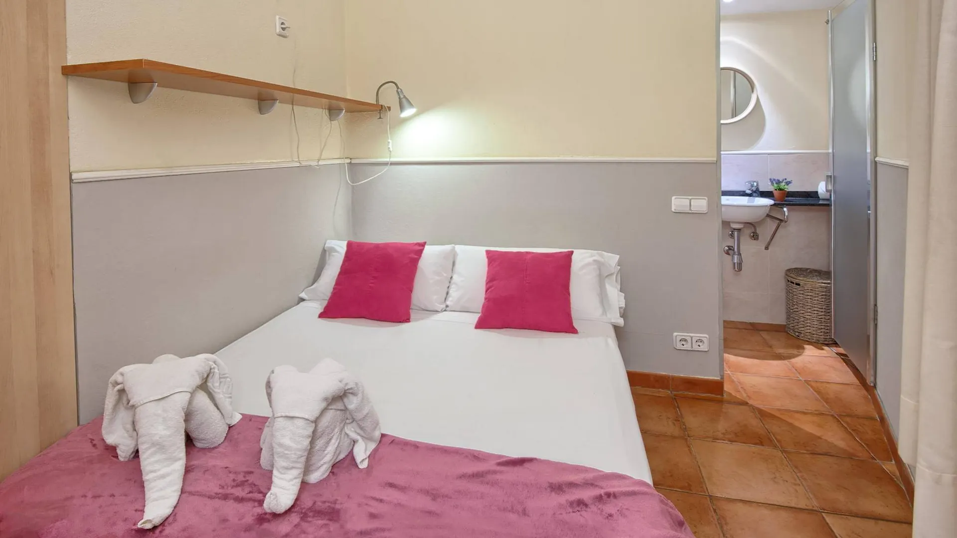 Apartments Sata Park Guell Area Barcellona Spagna